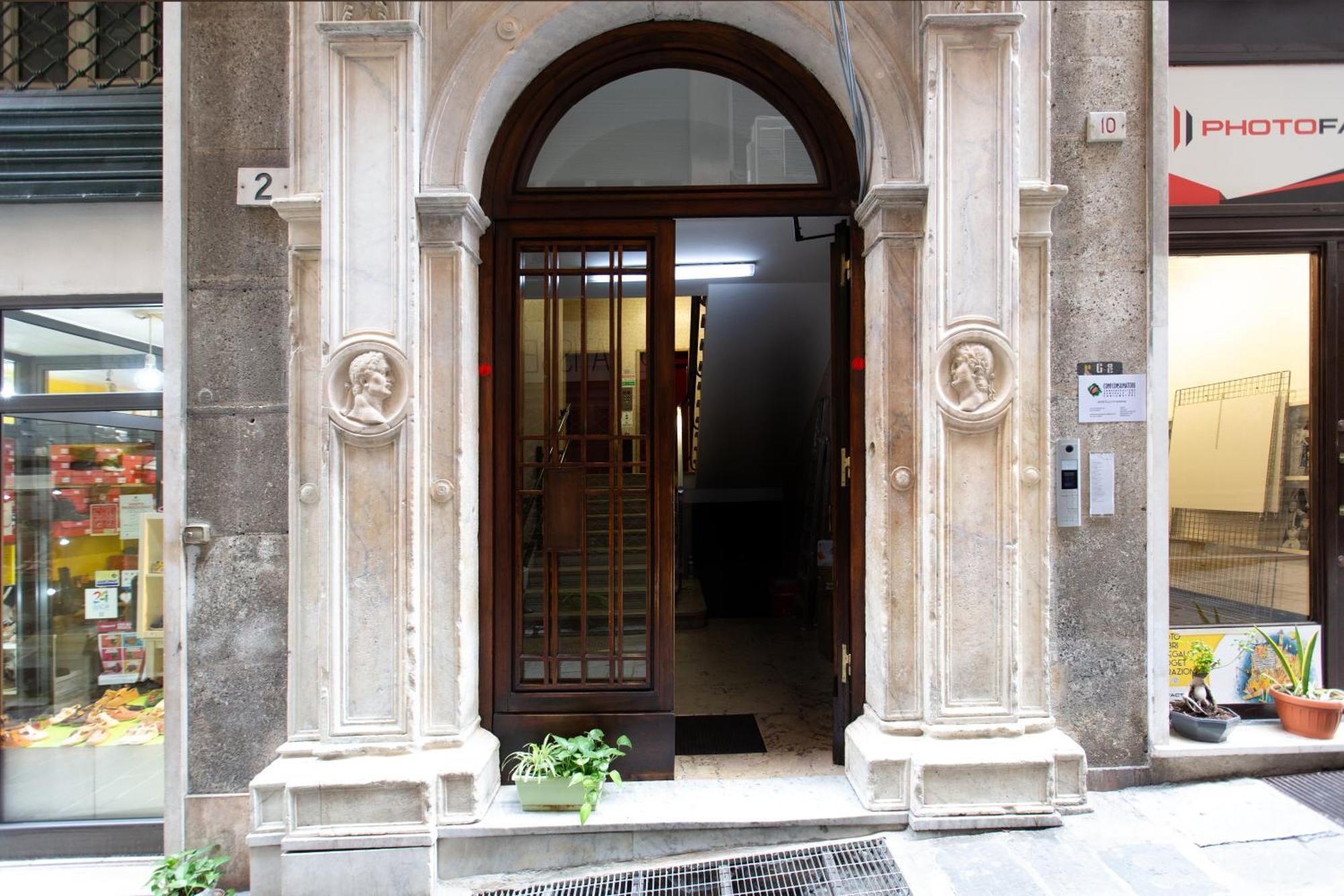Le Caravelle Centro Storico Genova Hotel Exterior foto